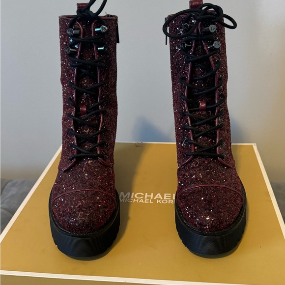 Michael Kors Women's Bryce Lug Sole Platform Combat Boot Dark Berry size 6/6.5 - Picture 4 of 12